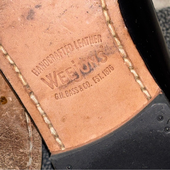 Weejuns Heritage Larson Leather Penny Loafers Black Size 9 - Picture 9 of 10